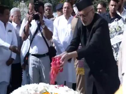 Former Uttarakhand CM BC Khanduri laid to rest with state honours; VP Radhakrishnan, CM Dhami pay tribute | Former Uttarakhand CM BC Khanduri laid to rest with state honours; VP Radhakrishnan, CM Dhami pay tribute Former Uttarakhand CM BC Khanduri laid to rest with state honours; VP Radhakrishnan, CM Dhami pay tribute | Former Uttarakhand CM BC Khanduri laid to rest with state honours; VP Radhakrishnan, CM Dhami pay tribute