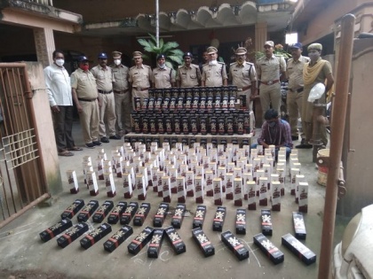 Andhra Police seizes illicit liquor, one held | Andhra Police seizes illicit liquor, one held