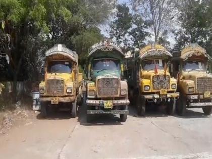 5 tipper vehicles and 1 JCB seized, 8 detained in AP | 5 tipper vehicles and 1 JCB seized, 8 detained in AP