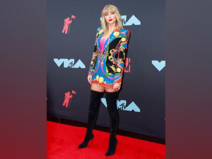 COVID-19 effect: MTV Video Music Awards drops plans for indoor show | COVID-19 effect: MTV Video Music Awards drops plans for indoor show COVID-19 effect: MTV Video Music Awards drops plans for indoor show | COVID-19 effect: MTV Video Music Awards drops plans for indoor show