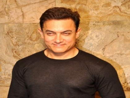 Aamir Khan refutes 'fake' claims of being the 'Robin Hood' putting money in ration packets for needy | Aamir Khan refutes 'fake' claims of being the 'Robin Hood' putting money in ration packets for needy