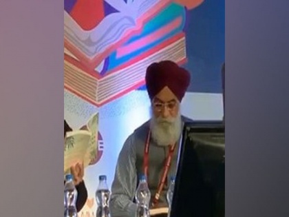Poets, scholars must raise voice against those who divide in name of religion: Surjit Patar | Poets, scholars must raise voice against those who divide in name of religion: Surjit Patar