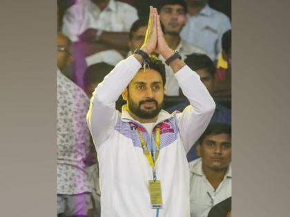 Abhishek Bachchan expresses happiness as 'Sons of The Soil' receive positive response | Abhishek Bachchan expresses happiness as 'Sons of The Soil' receive positive response Abhishek Bachchan expresses happiness as 'Sons of The Soil' receive positive response | Abhishek Bachchan expresses happiness as 'Sons of The Soil' receive positive response