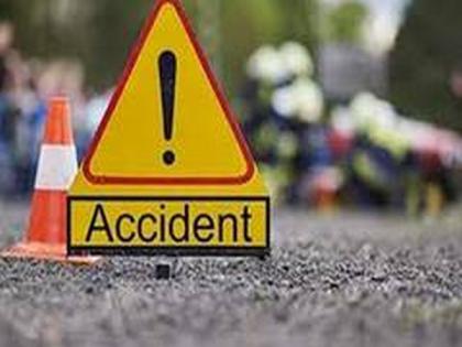 Migrant labourers injured in road accident in West Bengal | Migrant labourers injured in road accident in West Bengal