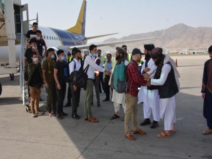 Afghan cadets trained in India receive warm welcome in Kabul | Afghan cadets trained in India receive warm welcome in Kabul