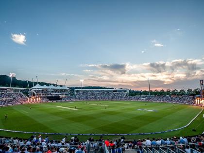 'The pitch wasn’t ideal.' Hampshire docked three points after beating Essex in three days | 'The pitch wasn’t ideal.' Hampshire docked three points after beating Essex in three days