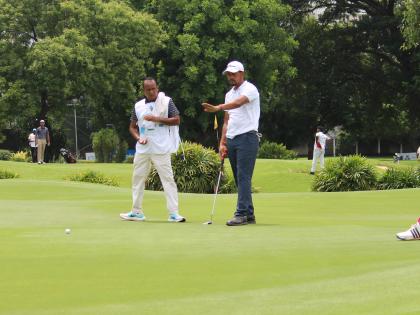 Pro Championship 2023: Golfers Akshay Sharma, Sunhit Bishnoi gain two-shot advantage on moving day | Pro Championship 2023: Golfers Akshay Sharma, Sunhit Bishnoi gain two-shot advantage on moving day