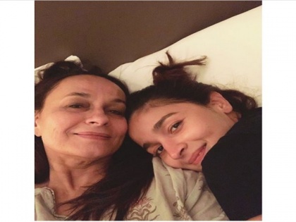 'My safe place', Alia Bhatt shares lovely snap with mom | 'My safe place', Alia Bhatt shares lovely snap with mom