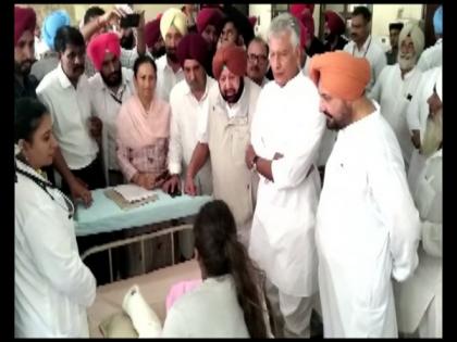 Batala factory blast: Punjab CM visits injured at hospital, assures enquiry | Batala factory blast: Punjab CM visits injured at hospital, assures enquiry
