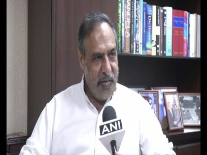 Heavens would not have fallen if we were allowed to meet people, detained former CMs: Anand Sharma | Heavens would not have fallen if we were allowed to meet people, detained former CMs: Anand Sharma