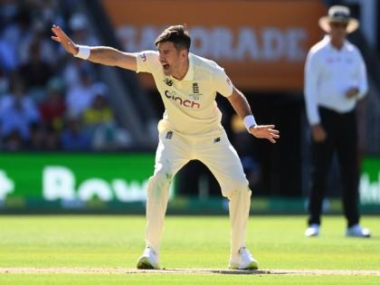 Ashes, 2nd Test: Anderson's double strike denies Smith's test ton as visitors stage a fightback (Tea, Day 2) | Ashes, 2nd Test: Anderson's double strike denies Smith's test ton as visitors stage a fightback (Tea, Day 2)