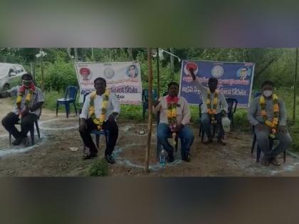 Electricity dept employees in Andhra's Krishna district stage protest over suspension for demanding masks | Electricity dept employees in Andhra's Krishna district stage protest over suspension for demanding masks
