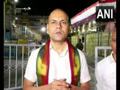 'Darsanam' at Lord Balaji Tirumala Temple suspended till May 3 | 'Darsanam' at Lord Balaji Tirumala Temple suspended till May 3 'Darsanam' at Lord Balaji Tirumala Temple suspended till May 3 | 'Darsanam' at Lord Balaji Tirumala Temple suspended till May 3