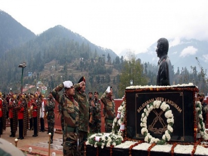 J-K: Lt Gen Ranbir Singh dedicates Army Goodwill Park to Late Naib Subedar Chuni Lal | J-K: Lt Gen Ranbir Singh dedicates Army Goodwill Park to Late Naib Subedar Chuni Lal