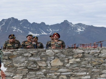 Northern Army Commander visits forward location in Ladakh, urges troops to live up to motto of 'Nation First' | Northern Army Commander visits forward location in Ladakh, urges troops to live up to motto of 'Nation First'
