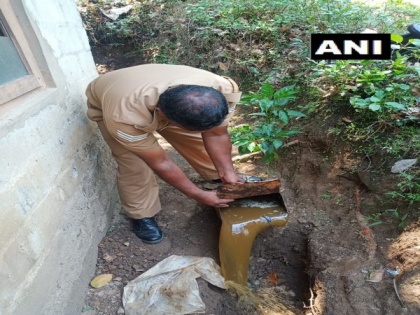 Kerala: 120 litres of illicit liquor seized in Wayanad | Kerala: 120 litres of illicit liquor seized in Wayanad