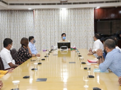 Assam CM asks officials to form committee alleviating mobile theatre industry's issues | Assam CM asks officials to form committee alleviating mobile theatre industry's issues