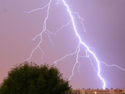 Lightning kills 3 persons in Chhattisgarh | Lightning kills 3 persons in Chhattisgarh