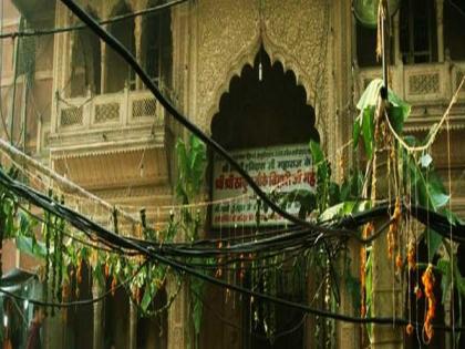Mathura's Banke Bihari Temple prepares for Hariyali Teej | Mathura's Banke Bihari Temple prepares for Hariyali Teej Mathura's Banke Bihari Temple prepares for Hariyali Teej | Mathura's Banke Bihari Temple prepares for Hariyali Teej