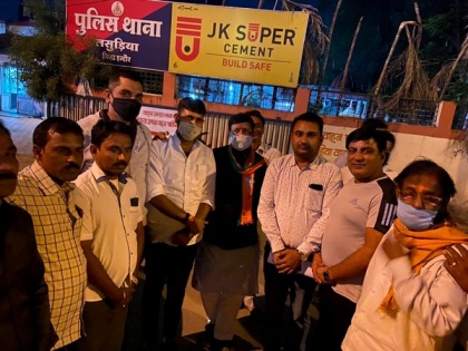 BJP workers allegedly attacked by Congress members in Indore, FIR registered | BJP workers allegedly attacked by Congress members in Indore, FIR registered