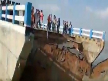 Bihar opposition leaders attack CM over collapse of bridge in Gopalganj | Bihar opposition leaders attack CM over collapse of bridge in Gopalganj