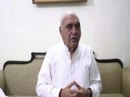 Stubble burning is not the only reason for air pollution: BS Hooda | Stubble burning is not the only reason for air pollution: BS Hooda