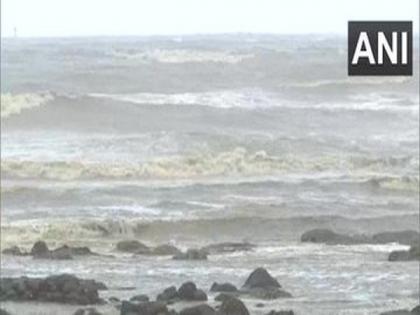 Moderate rain predicted in Mumbai, suburbs | Moderate rain predicted in Mumbai, suburbs