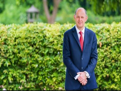 Former UK envoy to India meets Harsh Shringla, discusses security cooperation, climate change | Former UK envoy to India meets Harsh Shringla, discusses security cooperation, climate change Former UK envoy to India meets Harsh Shringla, discusses security cooperation, climate change | Former UK envoy to India meets Harsh Shringla, discusses security cooperation, climate change
