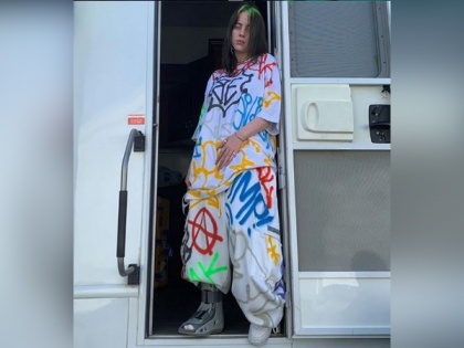 Billie Eilish expresses gratitude towards brother Finneas O'Connell for being supportive | Billie Eilish expresses gratitude towards brother Finneas O'Connell for being supportive