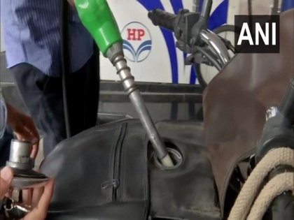 Delhi: Petrol price at Rs 101.84, diesel at Rs 89.87 per litre | Delhi: Petrol price at Rs 101.84, diesel at Rs 89.87 per litre