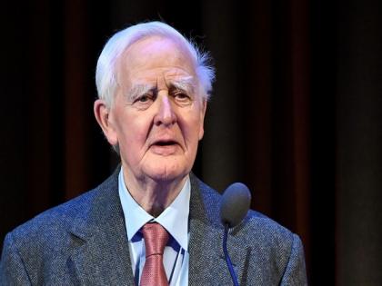 'Tinker Tailor Soldier Spy' author John le Carre dies at 89 | 'Tinker Tailor Soldier Spy' author John le Carre dies at 89 'Tinker Tailor Soldier Spy' author John le Carre dies at 89 | 'Tinker Tailor Soldier Spy' author John le Carre dies at 89