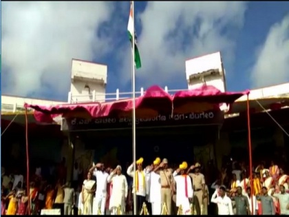 Karnataka Minister CC Patil flags off Kannada Rajyotsava celebrations at Gadag | Karnataka Minister CC Patil flags off Kannada Rajyotsava celebrations at Gadag