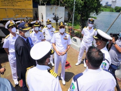 Chief of Naval Staff visits Mauritius Coast Guard Ship | Chief of Naval Staff visits Mauritius Coast Guard Ship