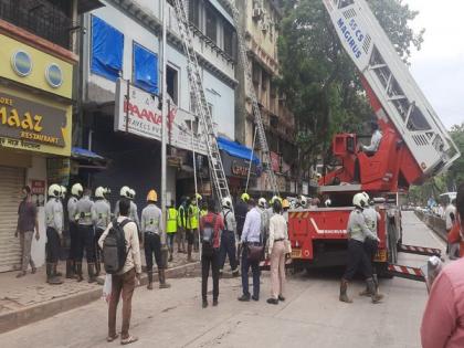Part of building collapses in Mumbai's Fort area, no casualty reported | Part of building collapses in Mumbai's Fort area, no casualty reported Part of building collapses in Mumbai's Fort area, no casualty reported | Part of building collapses in Mumbai's Fort area, no casualty reported