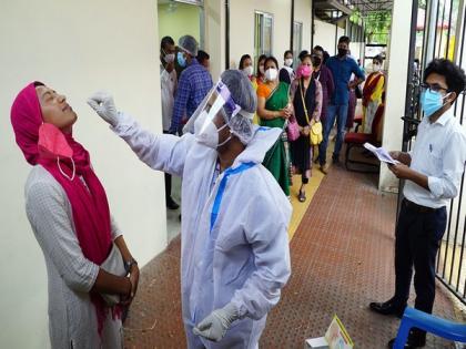 With 3.37 lakh new COVID-19 cases, India reports 9,550 less infections in last 24 hrs | With 3.37 lakh new COVID-19 cases, India reports 9,550 less infections in last 24 hrs