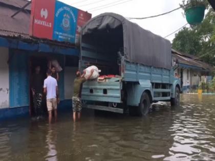 After incessant rain, CRPF camp in Dibrugarh flooded, personnel move out | After incessant rain, CRPF camp in Dibrugarh flooded, personnel move out