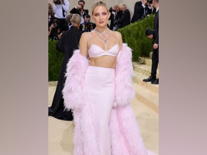 Newly-engaged Kate Hudson looks pretty in pink at Met Gala 2021 | Newly-engaged Kate Hudson looks pretty in pink at Met Gala 2021