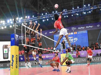 PVL: Calicut Heroes register 5-0 victory, book semis spot | PVL: Calicut Heroes register 5-0 victory, book semis spot PVL: Calicut Heroes register 5-0 victory, book semis spot | PVL: Calicut Heroes register 5-0 victory, book semis spot