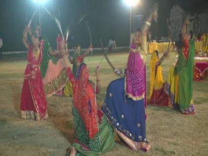 More than 200 Rajput women performed at Talwar Raas organised by Royal Family of Rajkot | More than 200 Rajput women performed at Talwar Raas organised by Royal Family of Rajkot