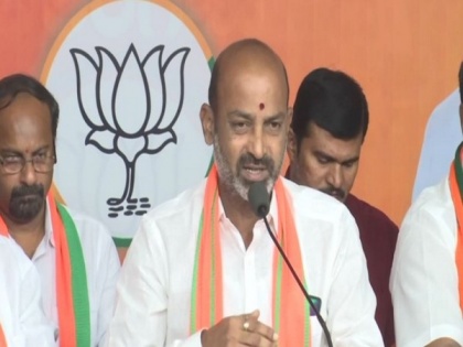 Telangana BJP president writes to Amit Shah, alleges illegal detention by police | Telangana BJP president writes to Amit Shah, alleges illegal detention by police