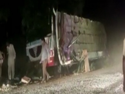 4 dead, several injured in road accident in Haryana's Bhiwani | 4 dead, several injured in road accident in Haryana's Bhiwani