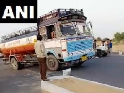 11 dead, 7 injured in road mishap in Rajasthan's Nagaur | 11 dead, 7 injured in road mishap in Rajasthan's Nagaur