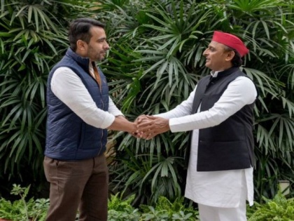Jayant Chaudhary meets Akhilesh Yadav, alliance with SP likely to be announced soon | Jayant Chaudhary meets Akhilesh Yadav, alliance with SP likely to be announced soon