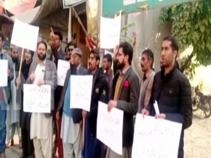 PoK: Ad-hoc employees protest against Imran Khan govt, demand regularisation | PoK: Ad-hoc employees protest against Imran Khan govt, demand regularisation
