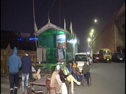 Majority of farmers vaccate Delhi borders after ending year-long anti-farm laws protest | Majority of farmers vaccate Delhi borders after ending year-long anti-farm laws protest Majority of farmers vaccate Delhi borders after ending year-long anti-farm laws protest | Majority of farmers vaccate Delhi borders after ending year-long anti-farm laws protest