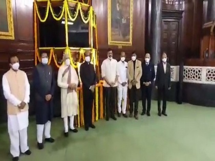 Parliamentarians pay tributes to Netaji Subhas Chandra Bose on his 125th birth anniversary | Parliamentarians pay tributes to Netaji Subhas Chandra Bose on his 125th birth anniversary