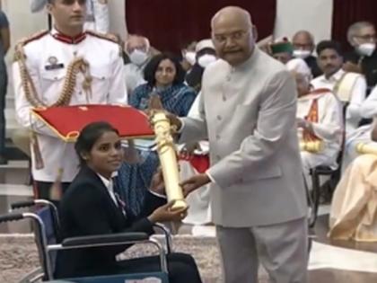 Hockey star Vandana Katariya receives Padma Shri | Hockey star Vandana Katariya receives Padma Shri