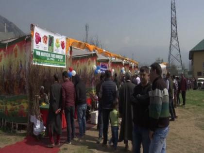 J-K: 26-day-long Blossom festival organized for horticulture farmers concludes in Srinagar | J-K: 26-day-long Blossom festival organized for horticulture farmers concludes in Srinagar
