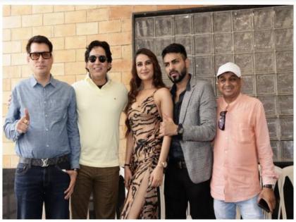 Director Sajan Agarwal recorded Ek Ladki Song starring Aman Verma Ruchi Gujjar and Jubin Shah | Director Sajan Agarwal recorded Ek Ladki Song starring Aman Verma Ruchi Gujjar and Jubin Shah