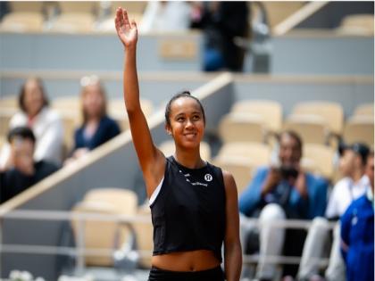 French Open: Leylah Fernandez defeats Anisimova, sets QFs clash with Trevisan | French Open: Leylah Fernandez defeats Anisimova, sets QFs clash with Trevisan